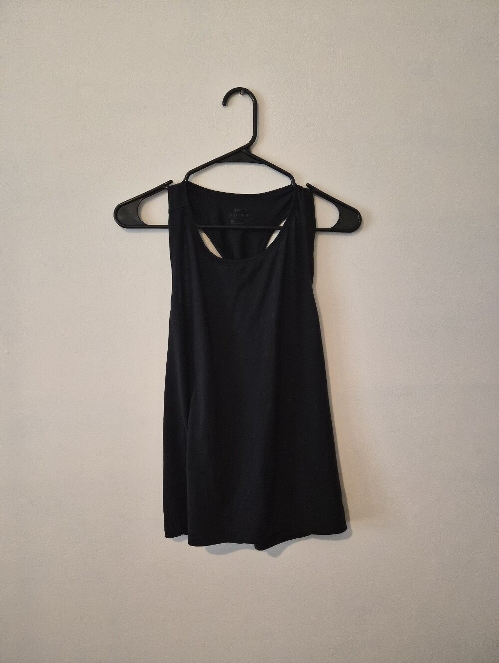 Nike Women's Black Scoop Neck Racerback Tank
